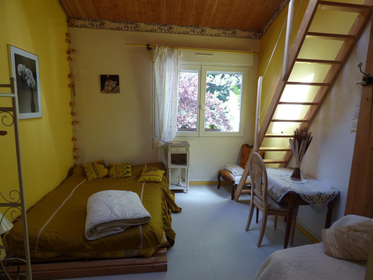 Beau Site Guimauve Et Vieilles Dentelles Bed & Breakfast Royères-Saint-Léonard Eksteriør bilde